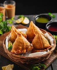 Noni’s Home of Samosas